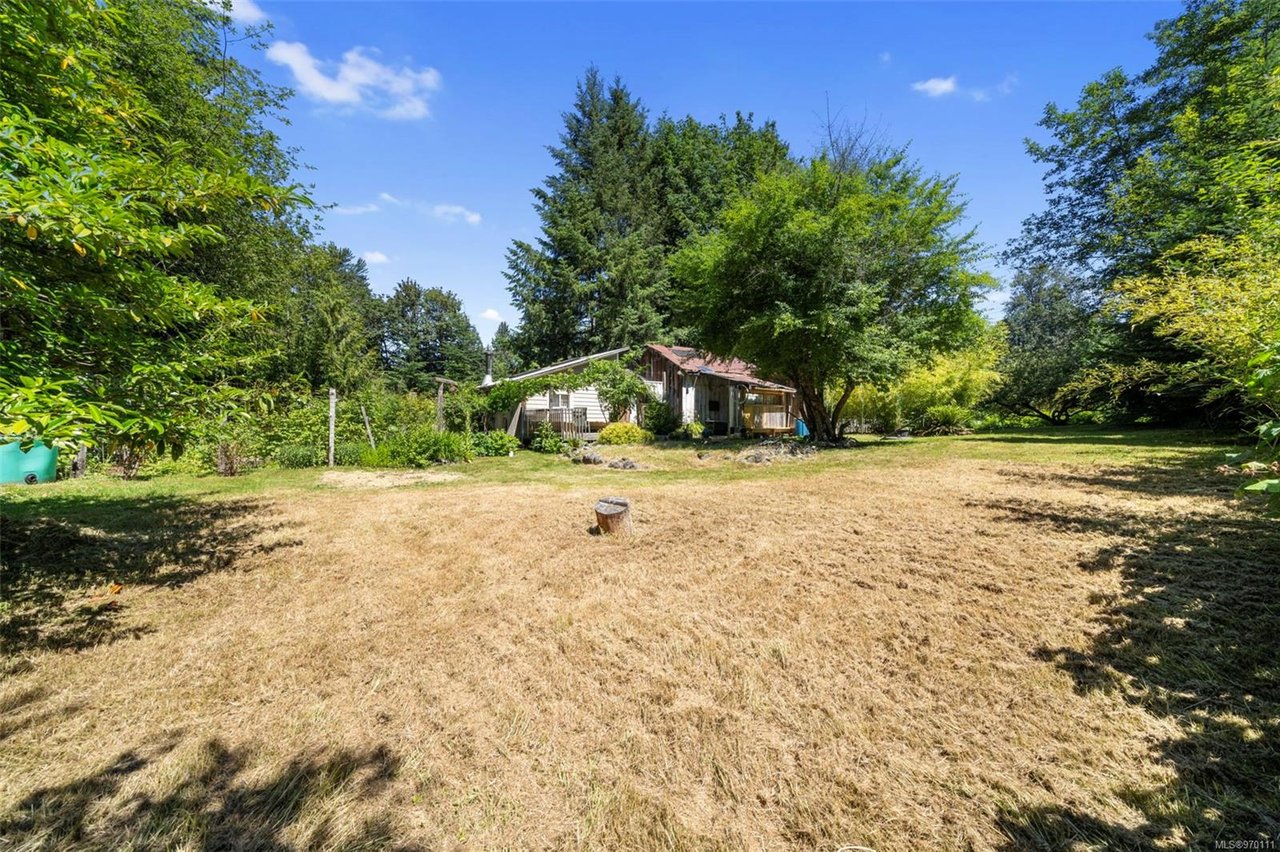 10226 South Shore Rd, Honeymoon Bay