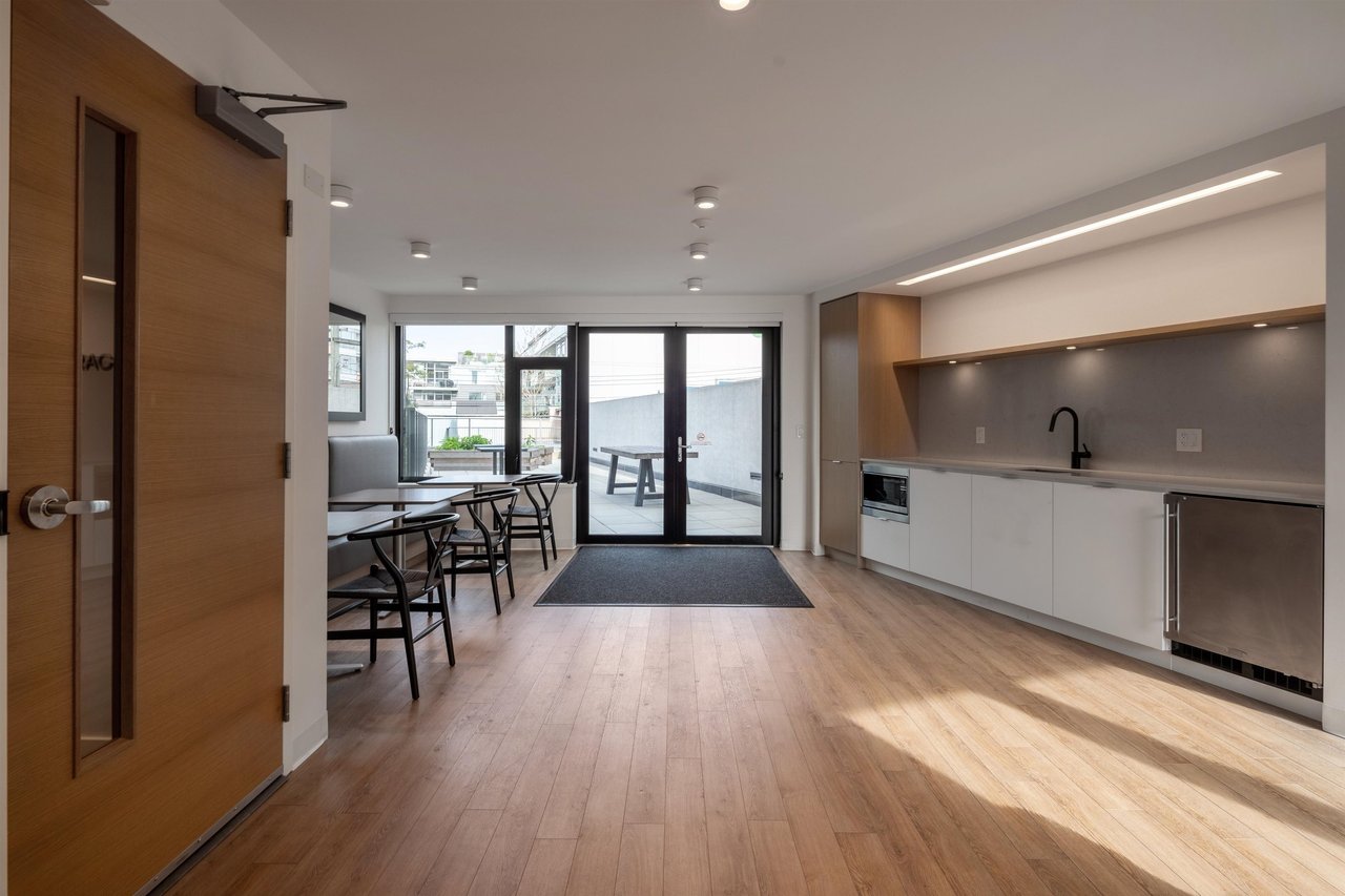 505-210 E 5th Ave