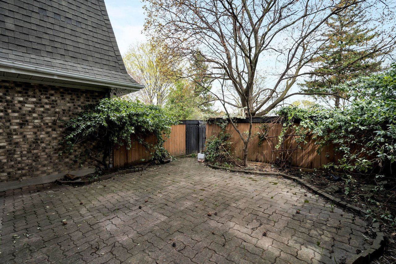 BAYVIEW VILLAGE TOWNHOME