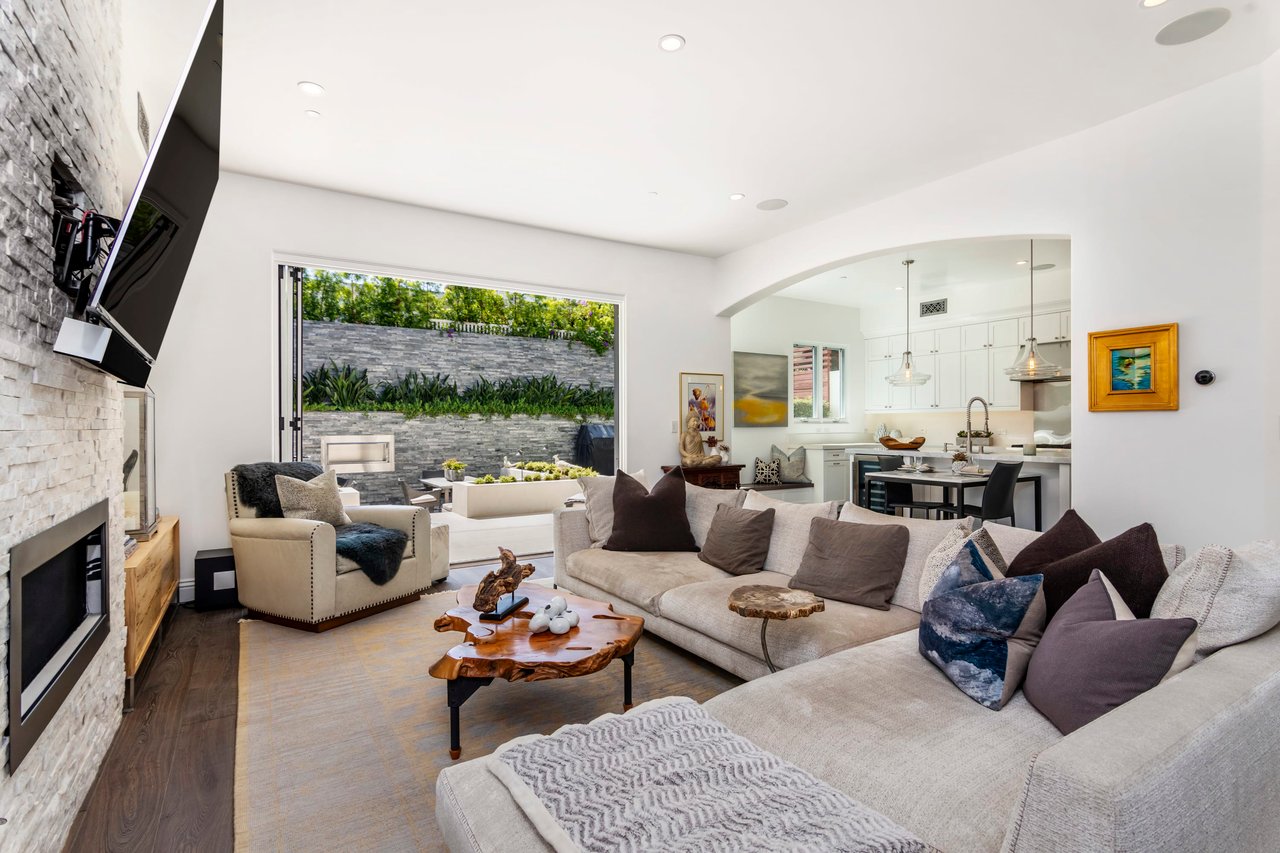 Custom-built Tree Section Home