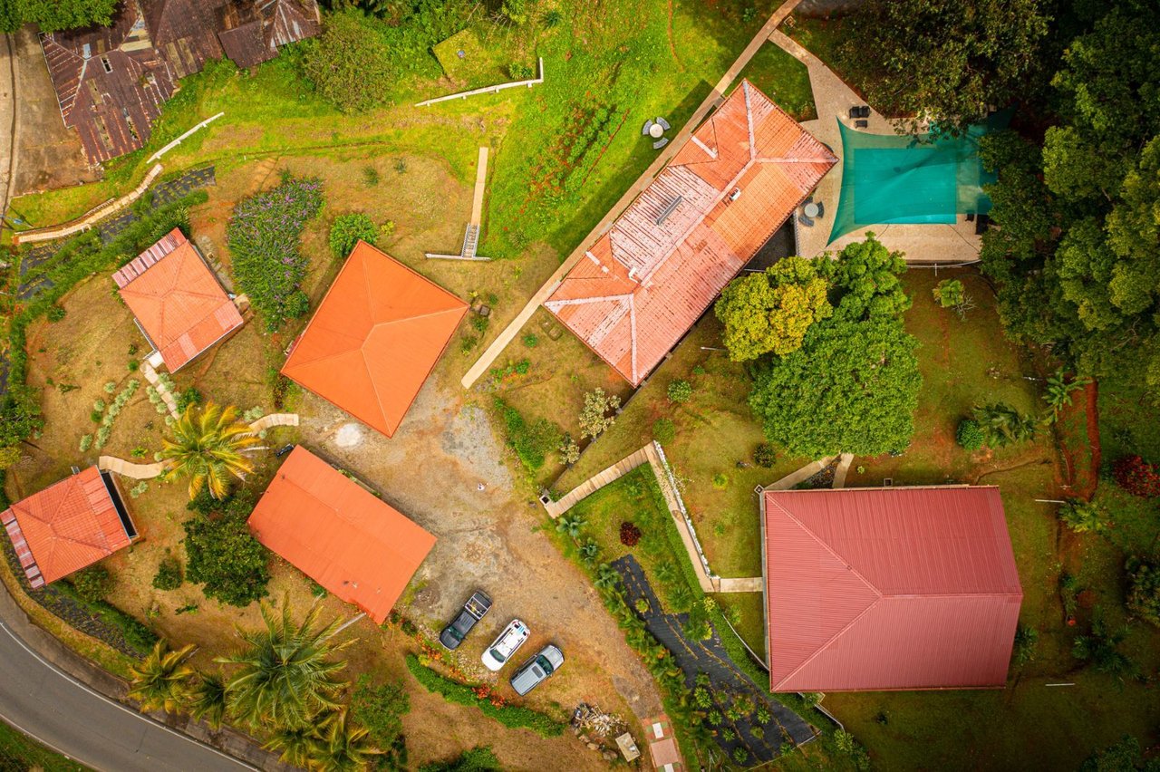 Waterfall Eco Hotel Retreat, Perez Zeledon, San Jose