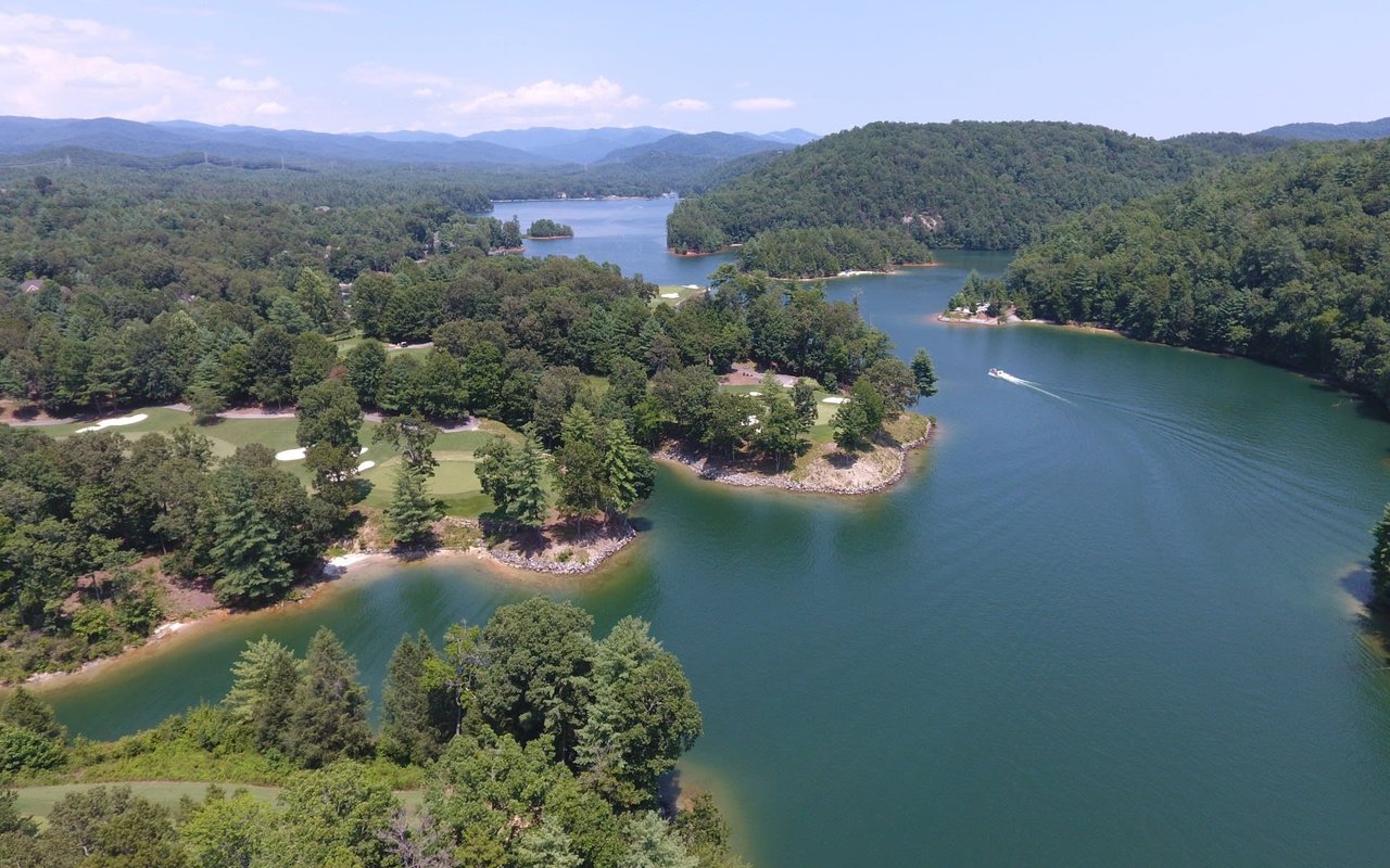 Lake Keowee