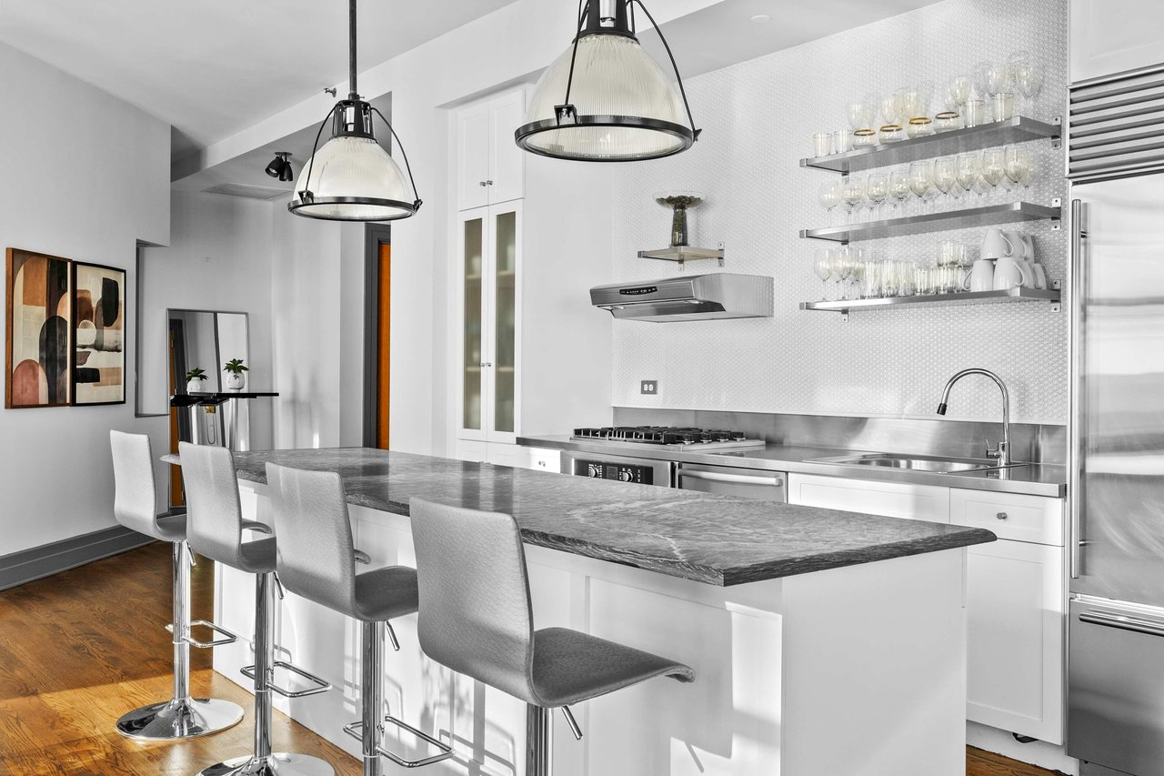 30 Main Street, Unit PHB