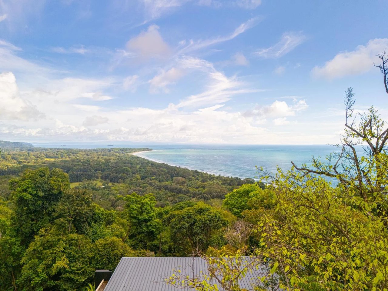 Whale Tail View Ridgetop Home, Uvita, Puntarenas