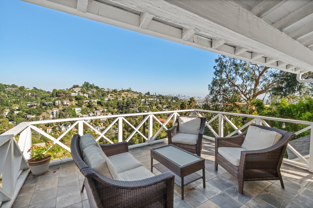 Hideaway Compound in the Hollywood Hills for Lease