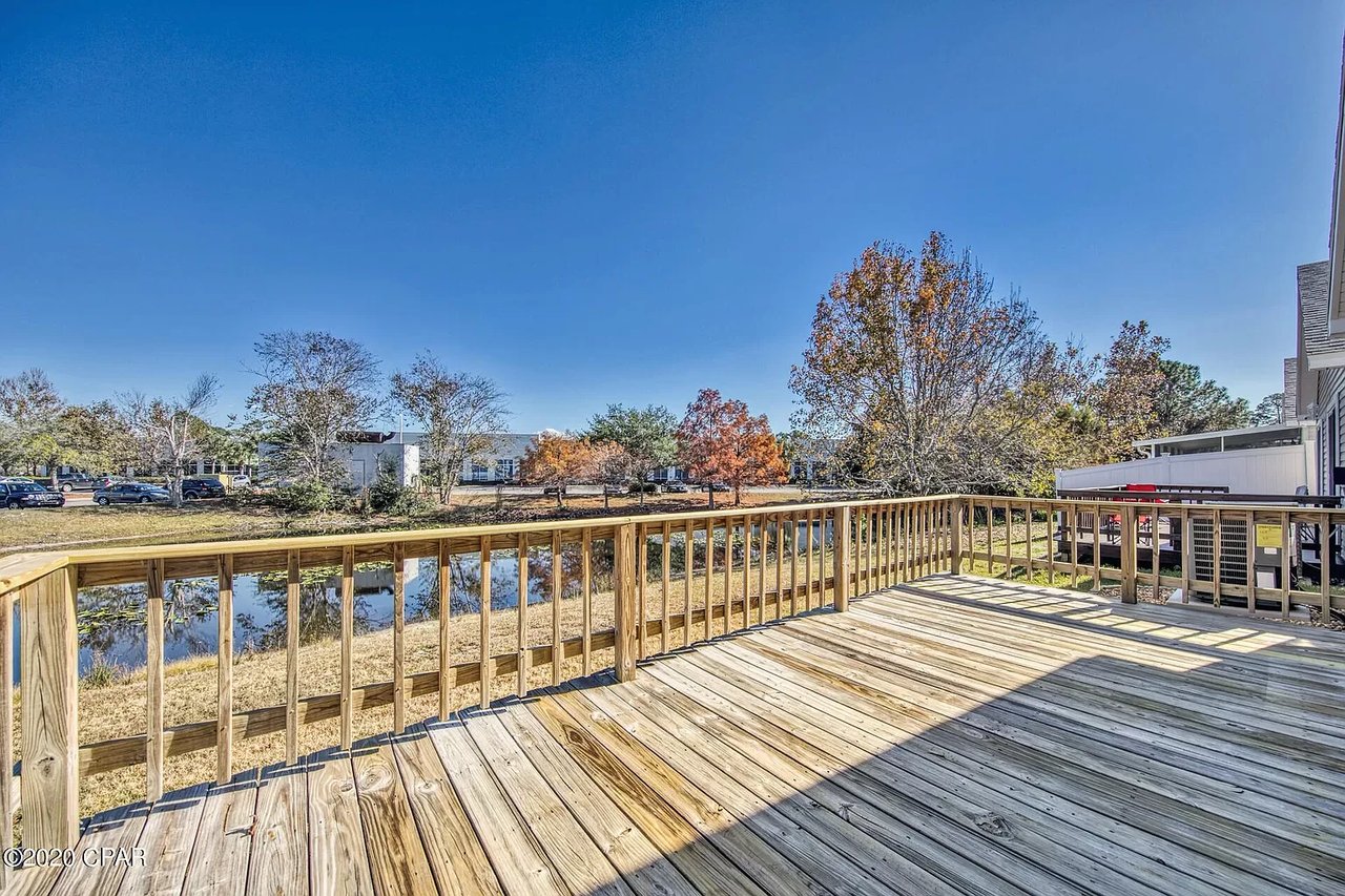 134 White Cap Way
