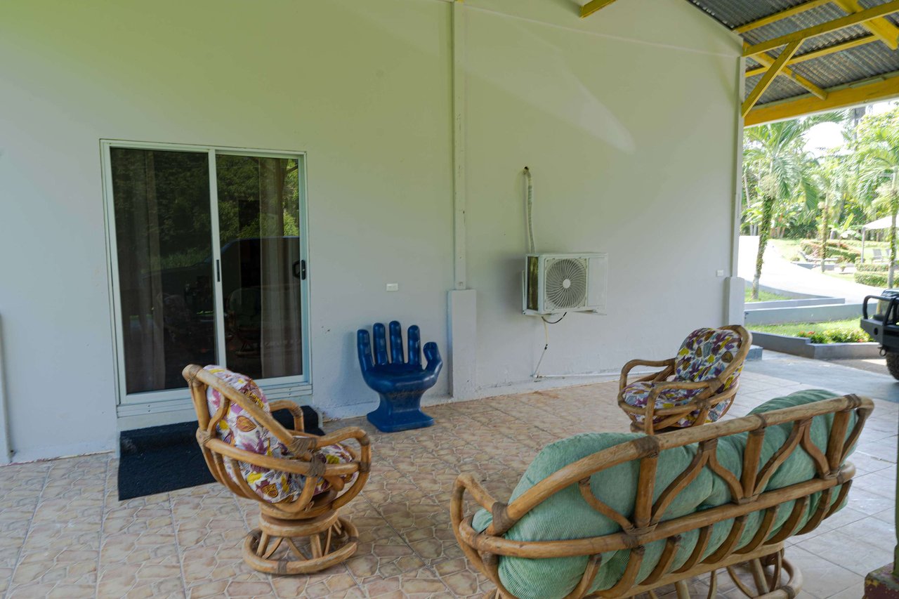 Three home stunning estate close to Quepos