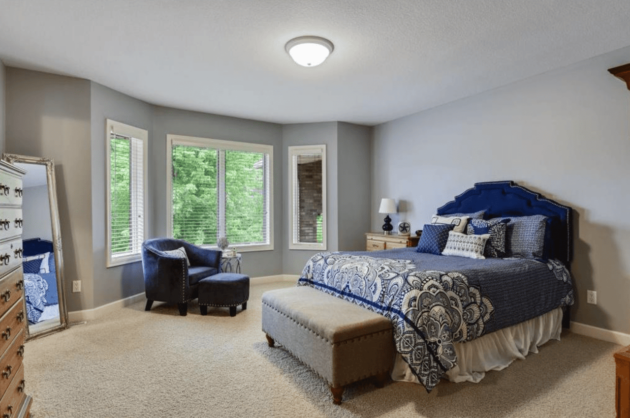 18194 Dove Court