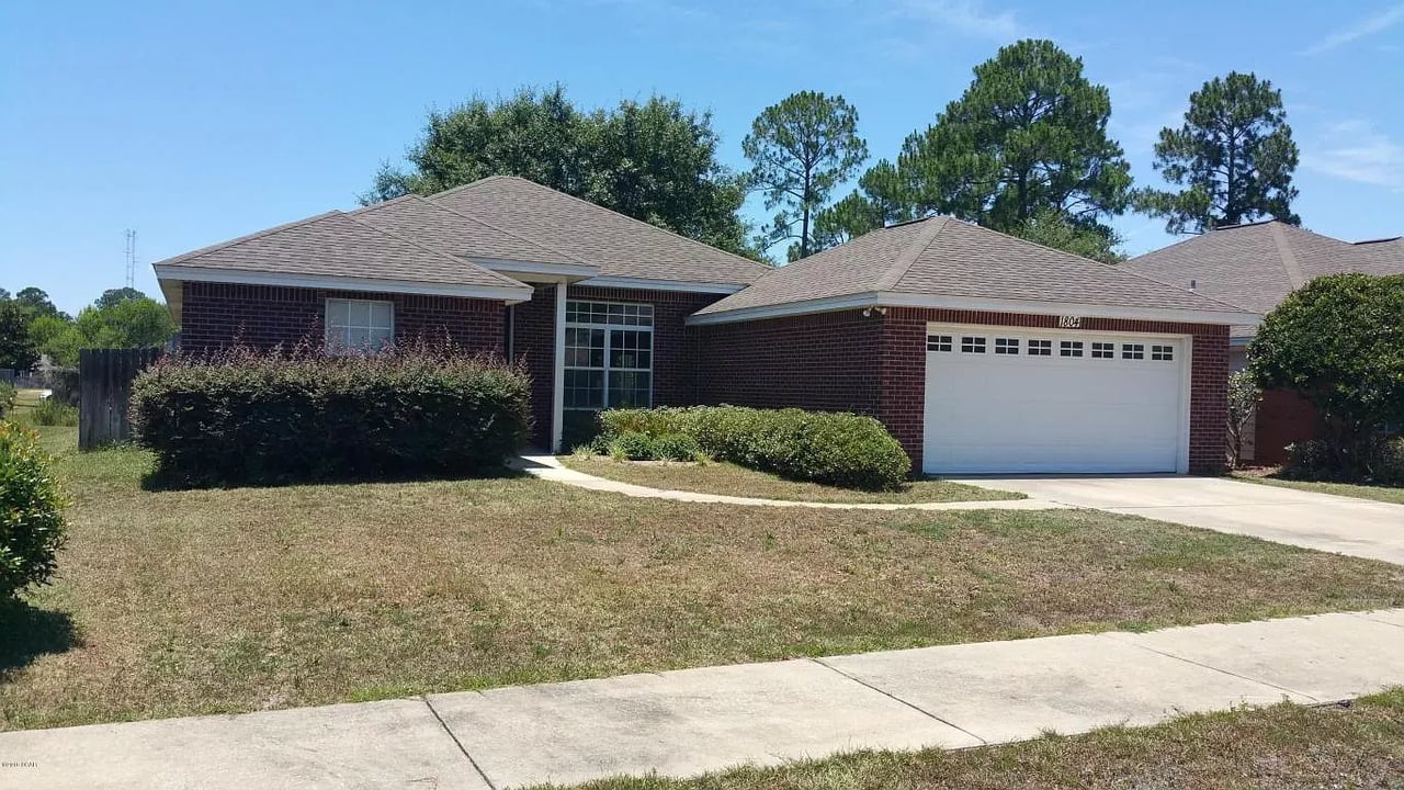 1804 Glencoe Drive