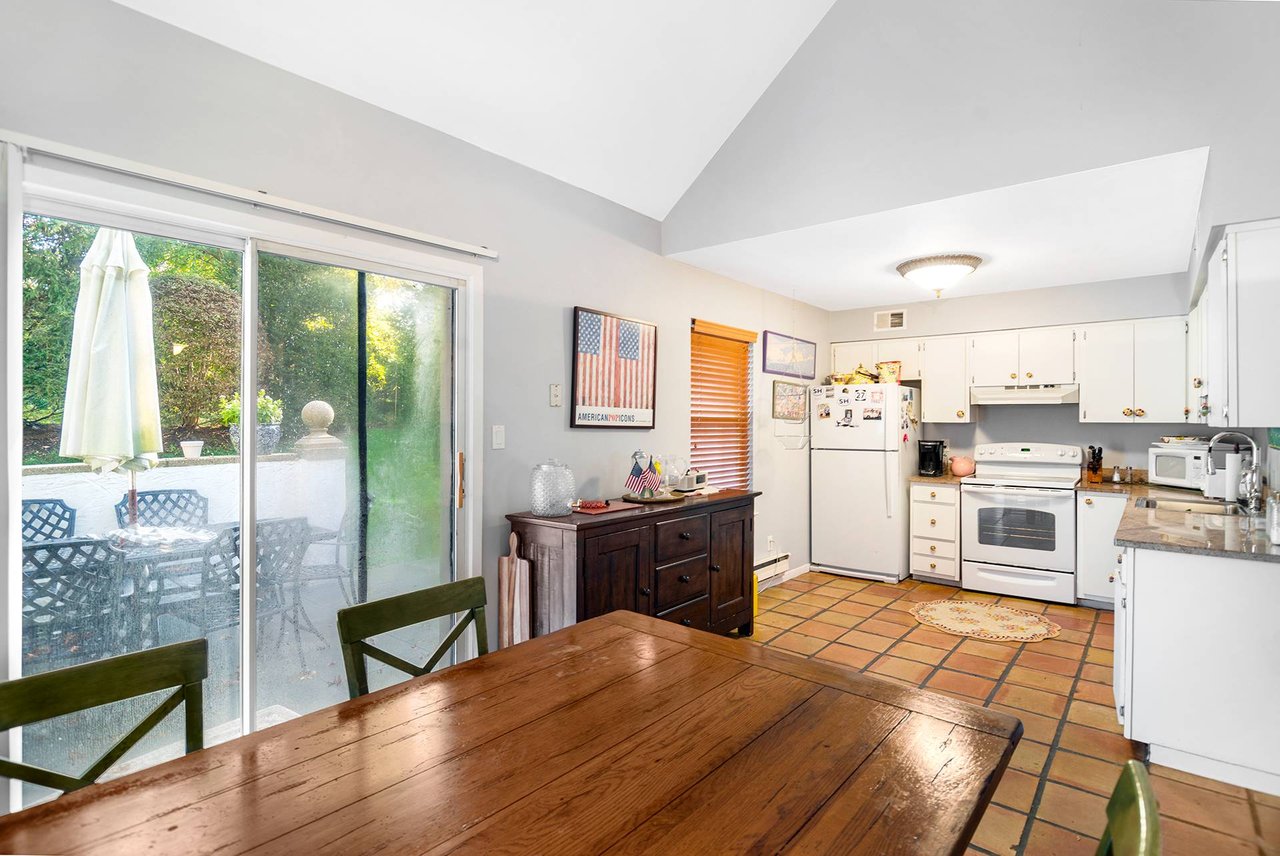 Southampton Condo with Tennis