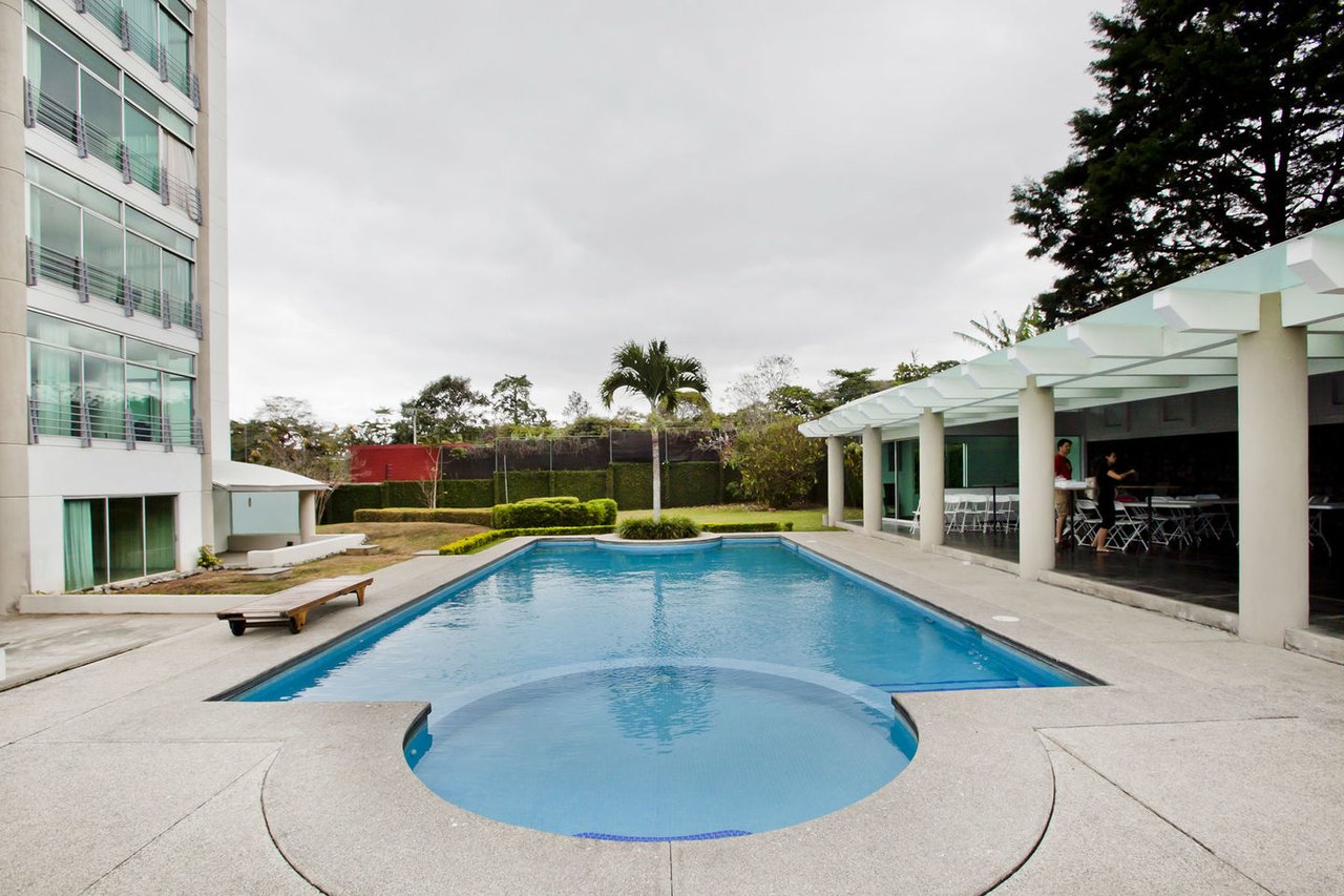Remodeled Penthouse View Residence, Escazu, San Jose