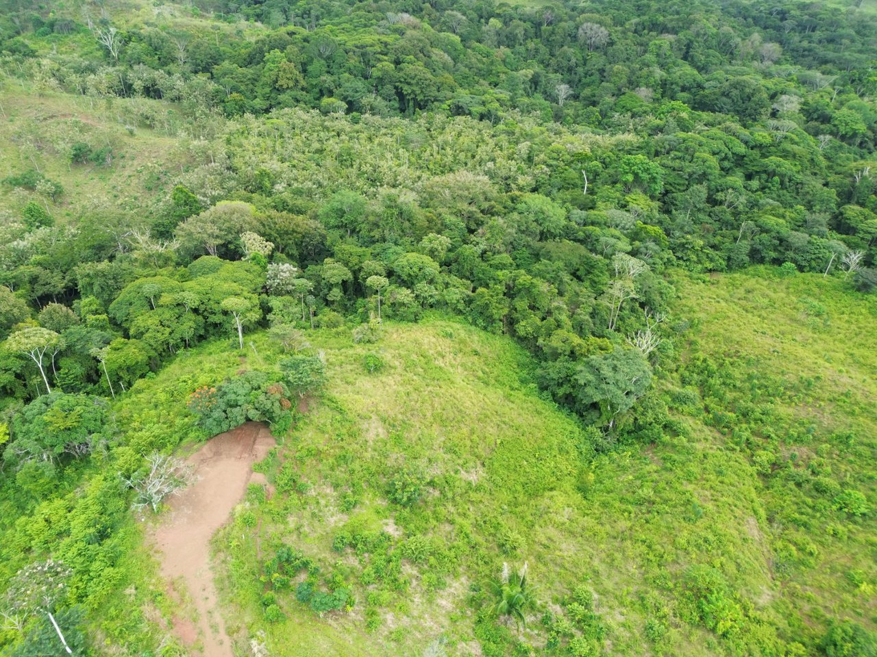 Ocean View Waterfall Farm, Jaco, Puntarenas