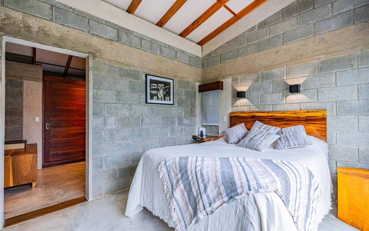 Off-Grid Regenerative Homestead, Perez Zeledon, San Jose