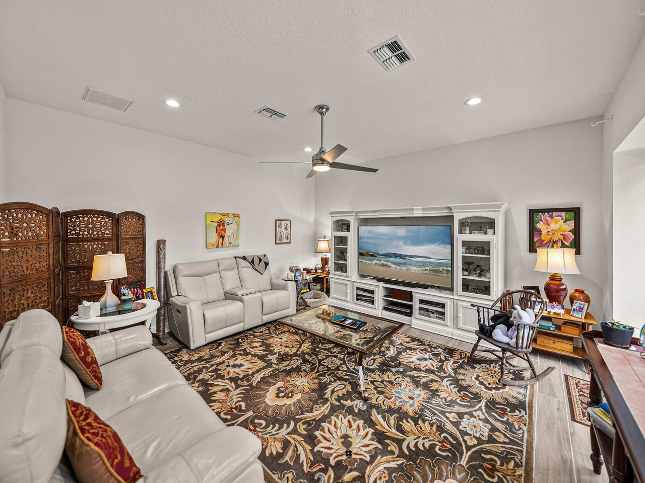 13228 THOROUGHBRED DR
