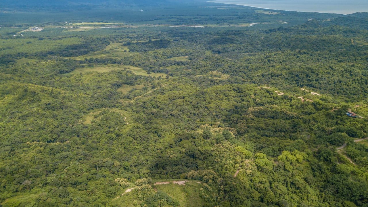 205 Acre Ranch W. Unsurpassed Ocean Views Right in Manuel Antonio!