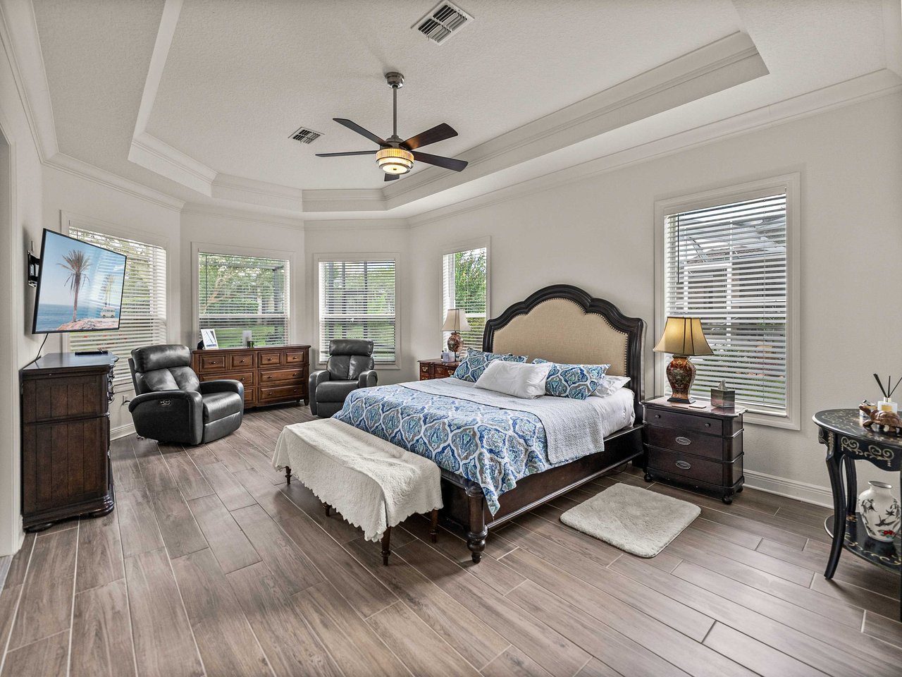 13228 THOROUGHBRED DR