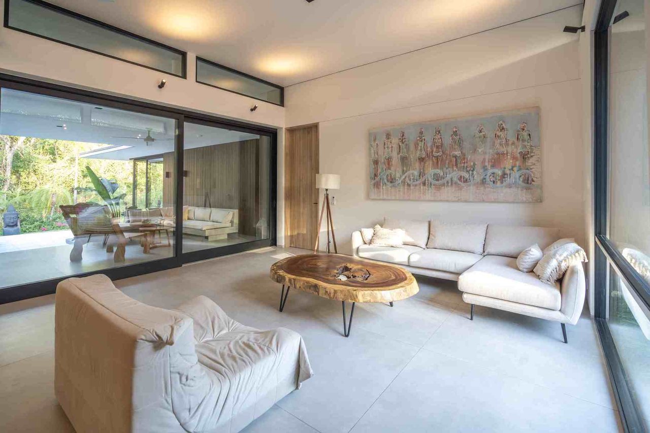 Contemporary Coastal Pool Home, Tamarindo, Guanacaste