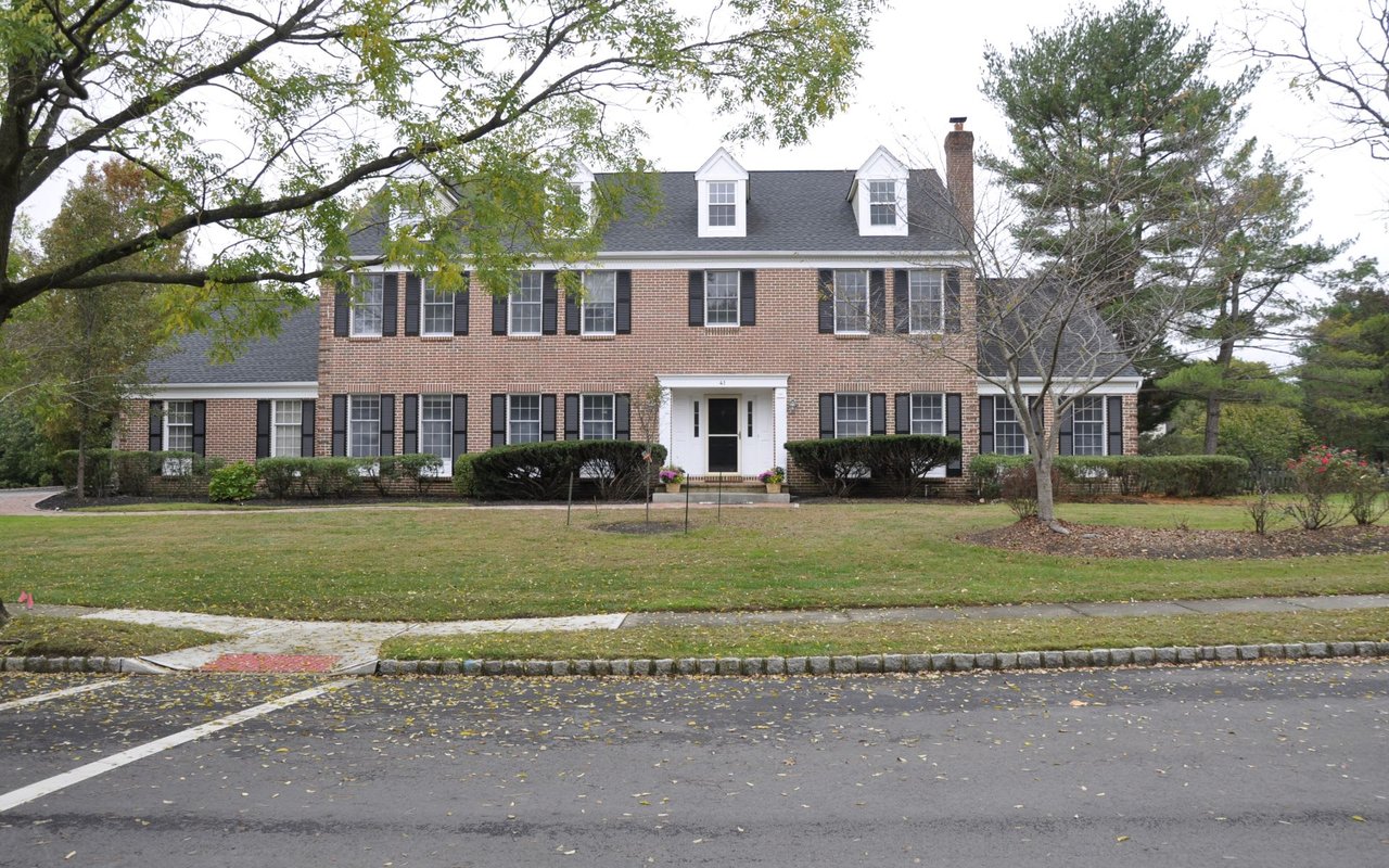 41 MILLBROOK DR
