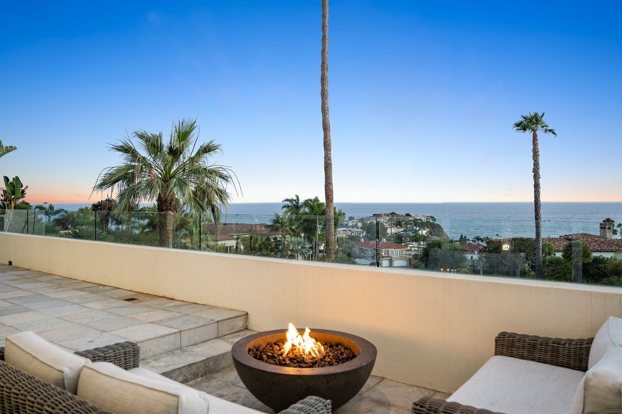 Private Modern Beach Estate | Luxury Shorter-term Lease