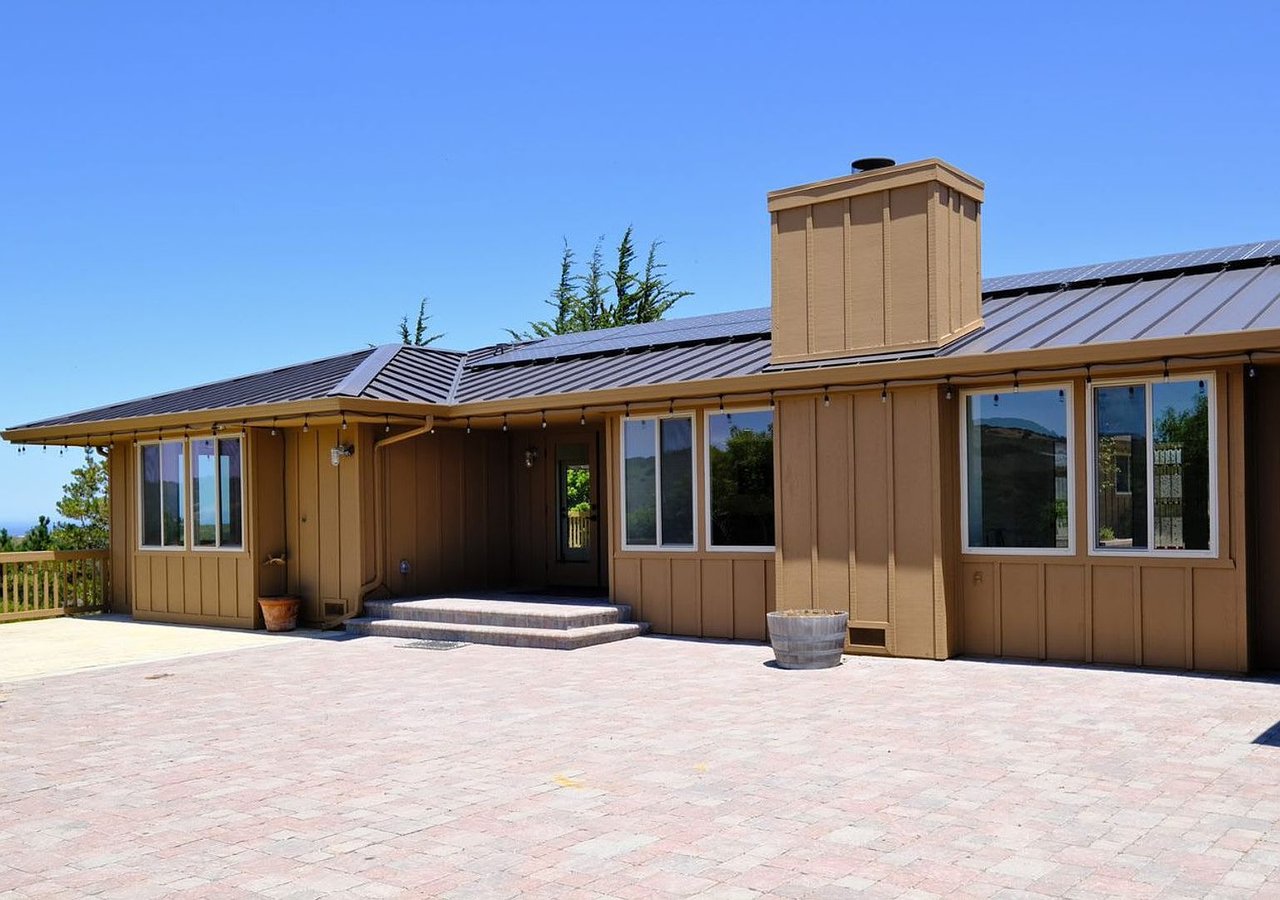 23730 Spectacular Bid Ln