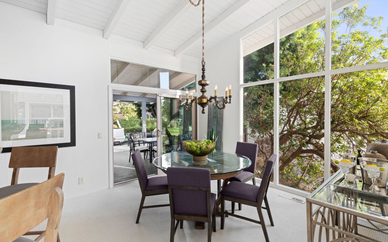 408 Vista Flora