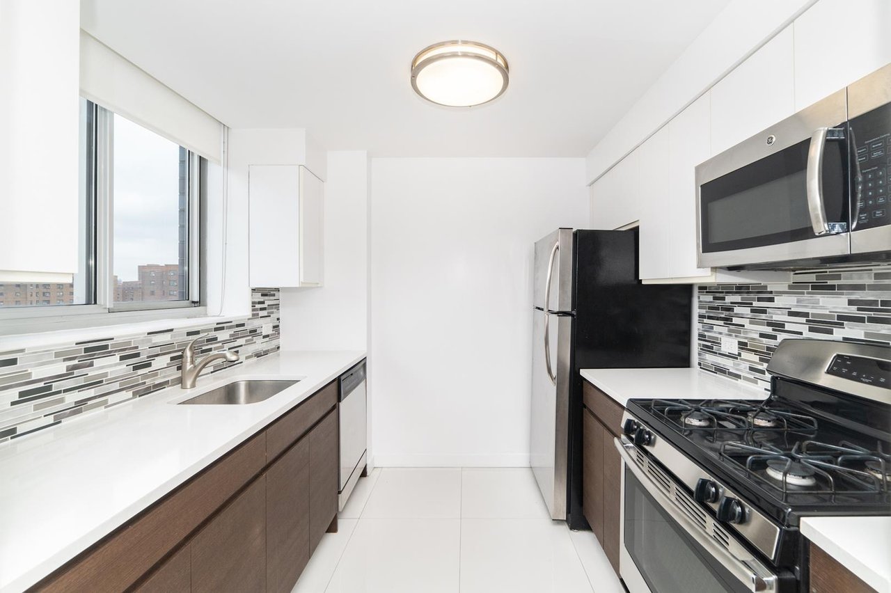 310 East 2nd Street, Apt 11-D