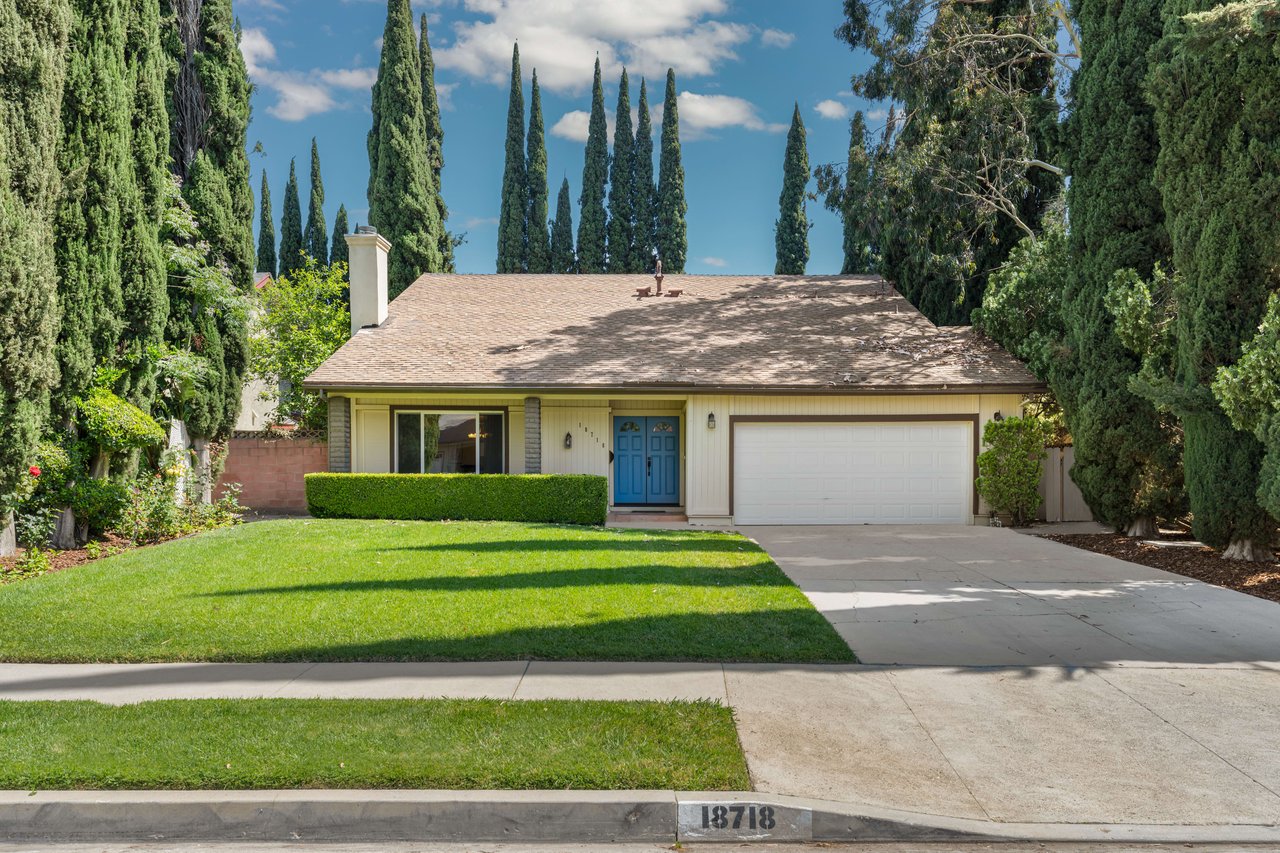 18718 Stare St