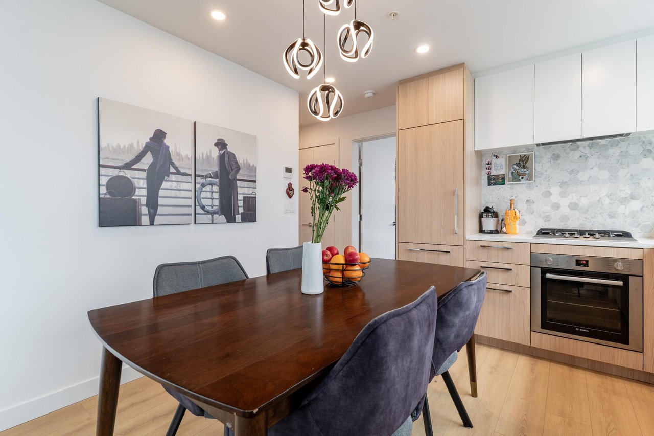 408-2425 Alpha Ave