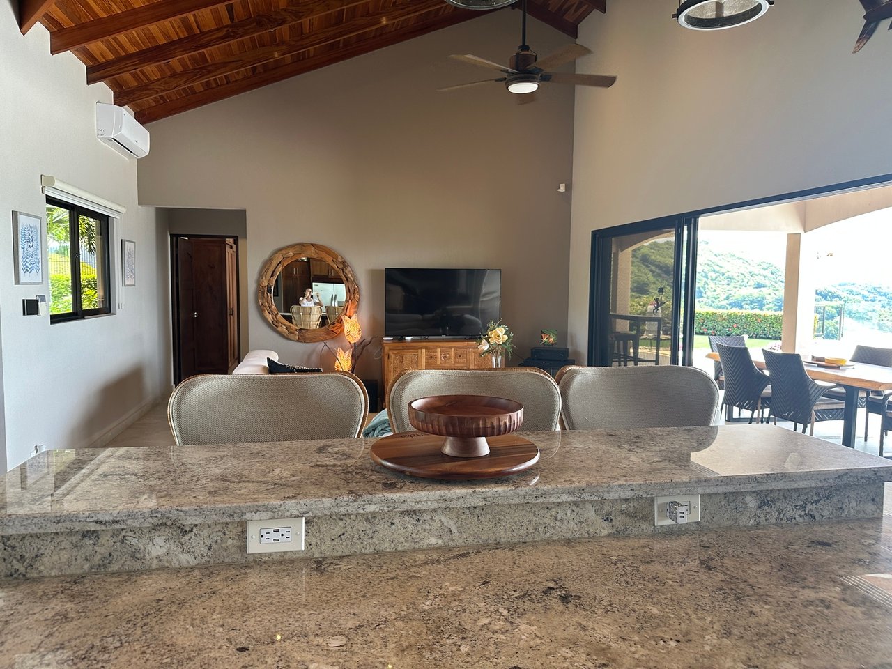 Panoramic Sunset View Estate, Atenas, Alajuela