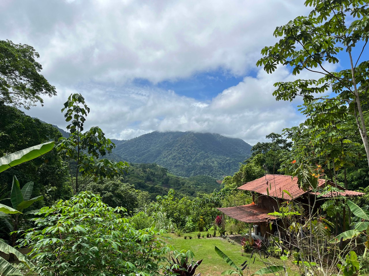 Costa Azul 120-degree Mountain View House With Costarican Wooden House as Lagniappe.