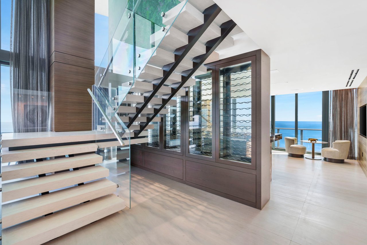 Regalia Sunny Isles PH 43