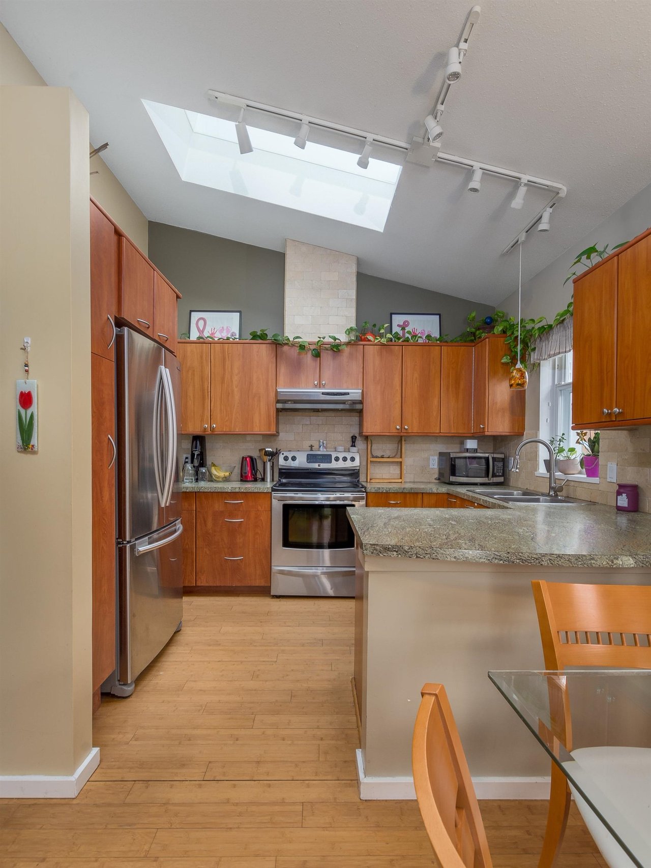 69-1821 Willow Cres