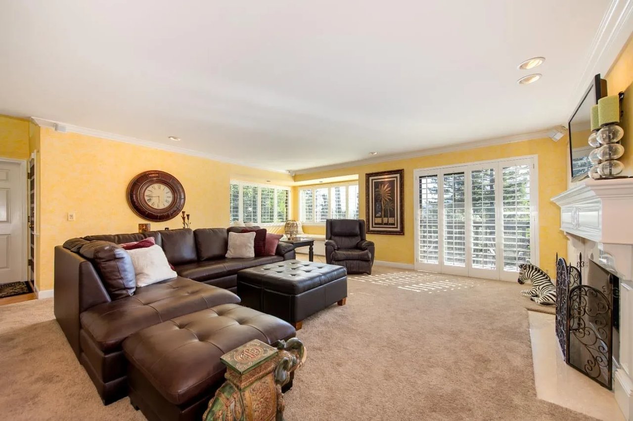 1 Bayview Ave #3