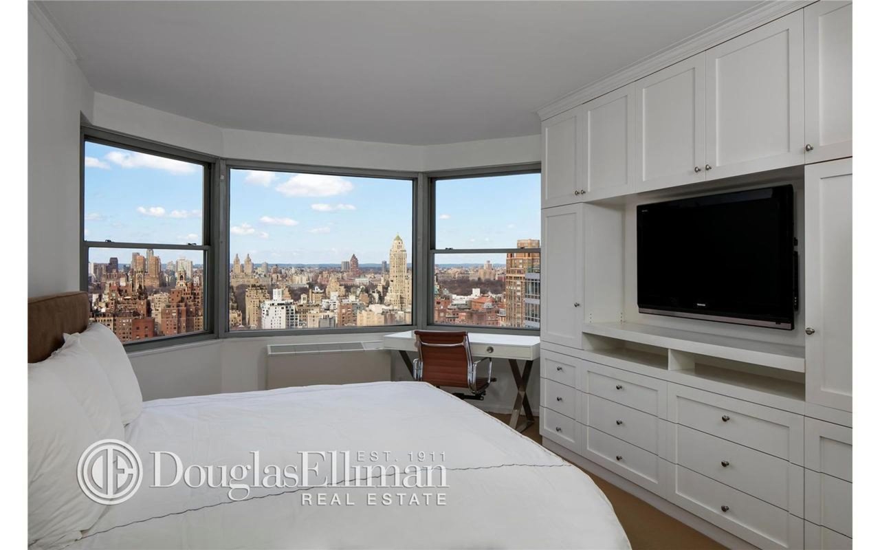 300 E 74th St, #35F