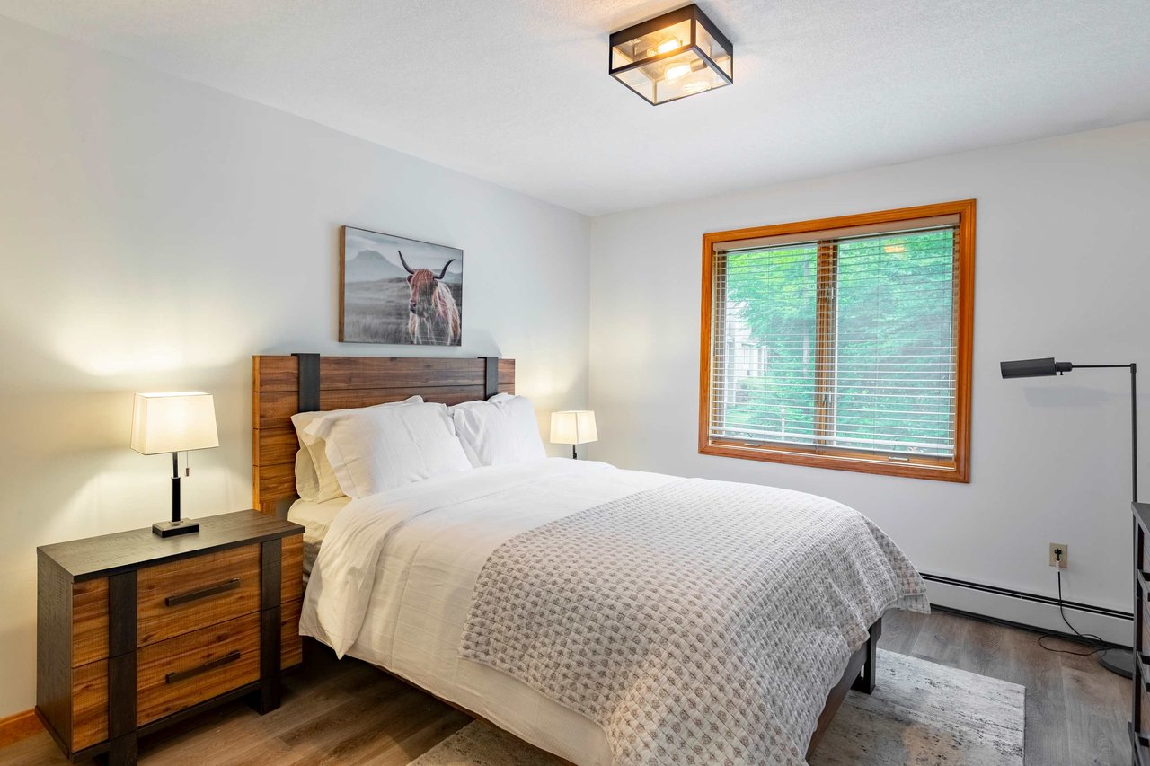 4 bedroom + Loft Forest Ridge Town Home for Ski Season