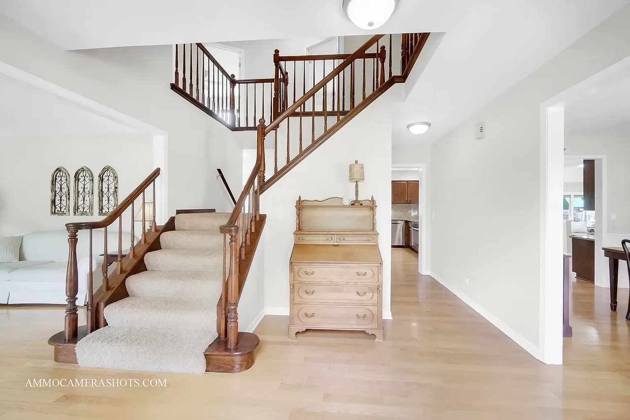 1764 Lucky Debonair Ct