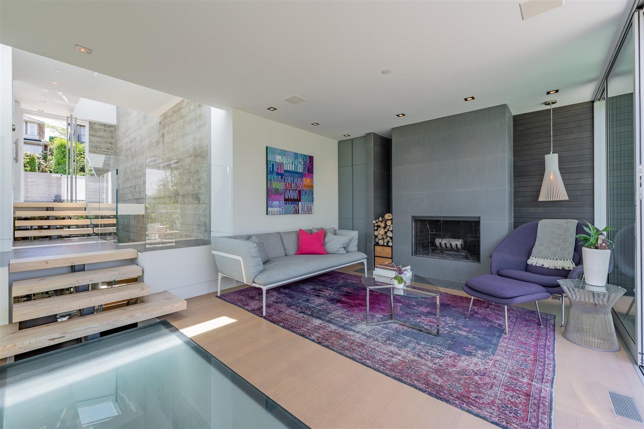 2717 W 29th Ave