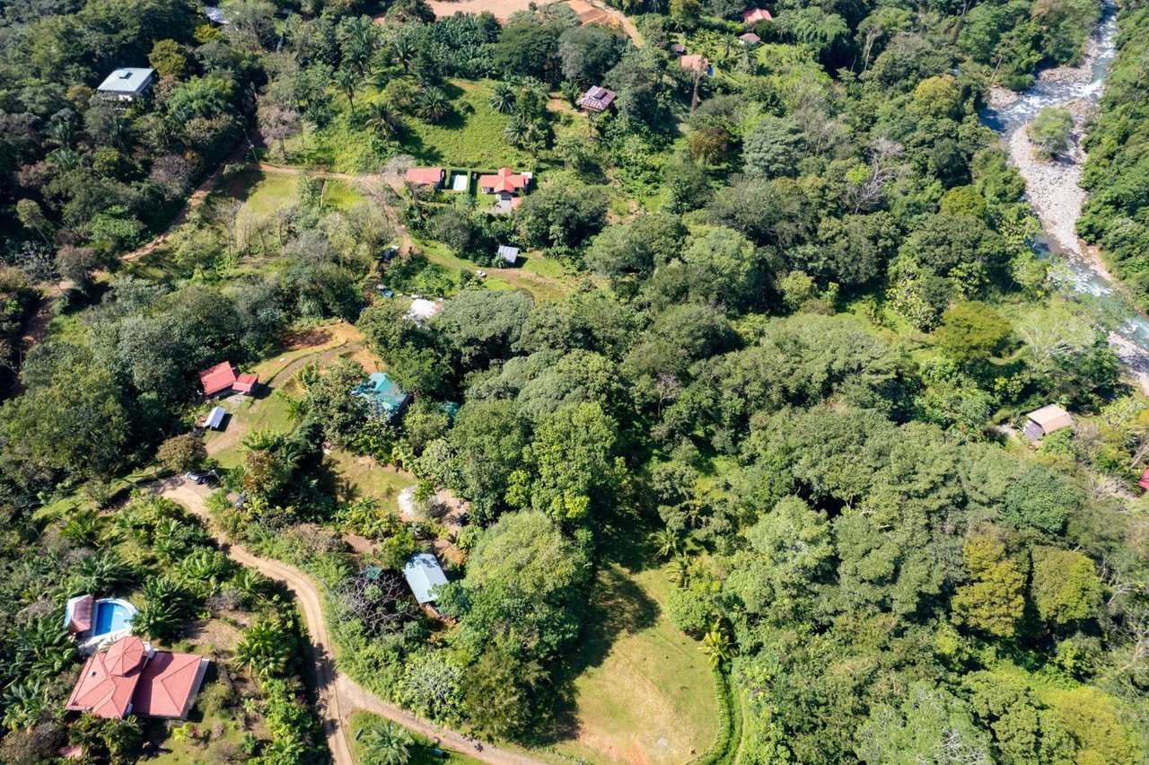 5 Bedroom Single Family Homes