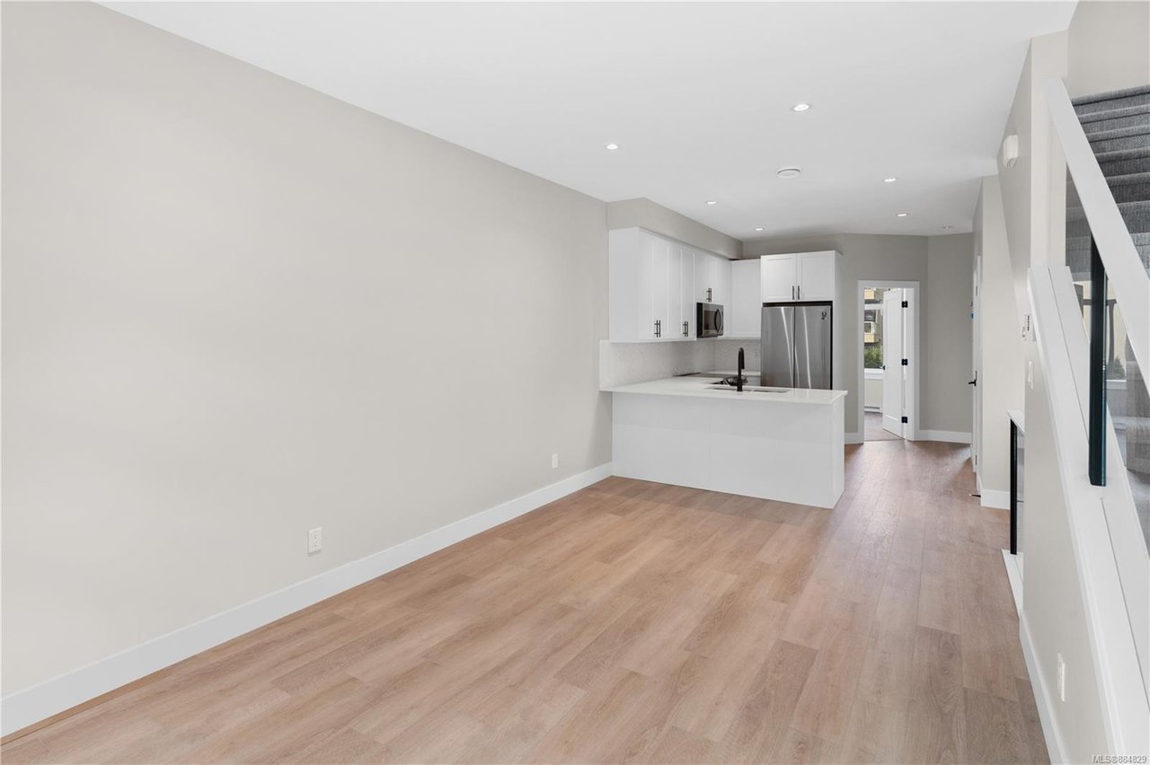 2708 Graham St, Victoria