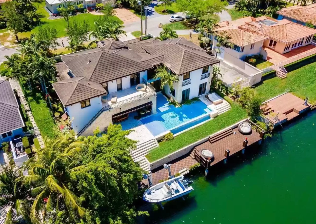 521 Vilabella Avenue