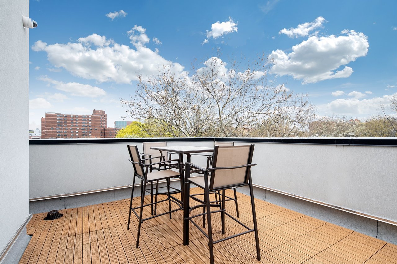 465 Vanderbilt Avenue