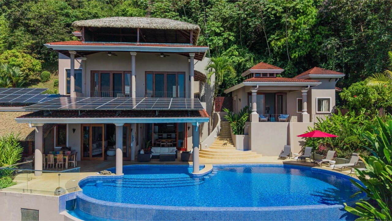 Solar Powered Coastal Luxury Estate, Dominical, Puntarenas