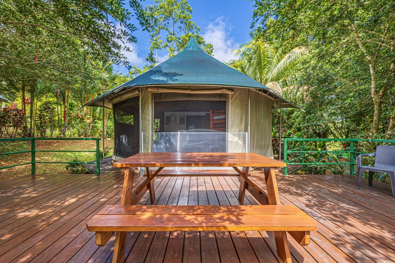 Uvita, Jungle Retreat Center on the Uvita River. Private and 17 Acres