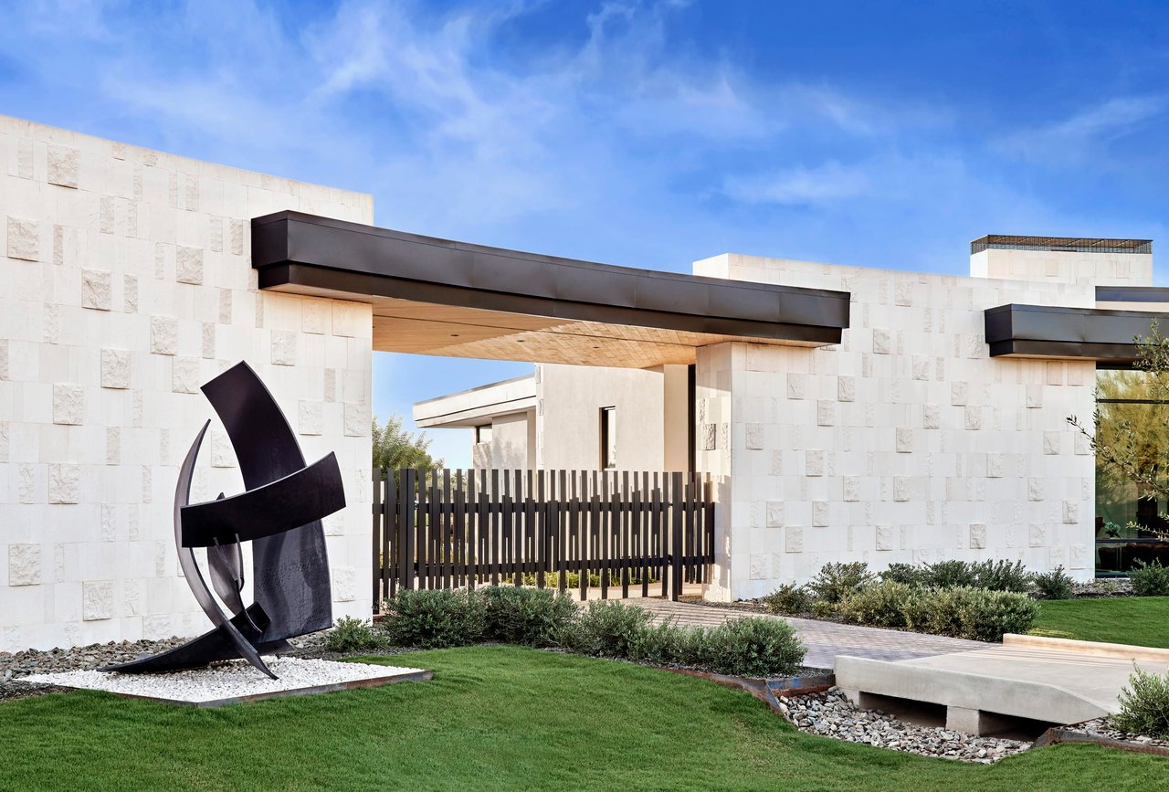 Modern Luxury home in Paradise Valley, Arizonav