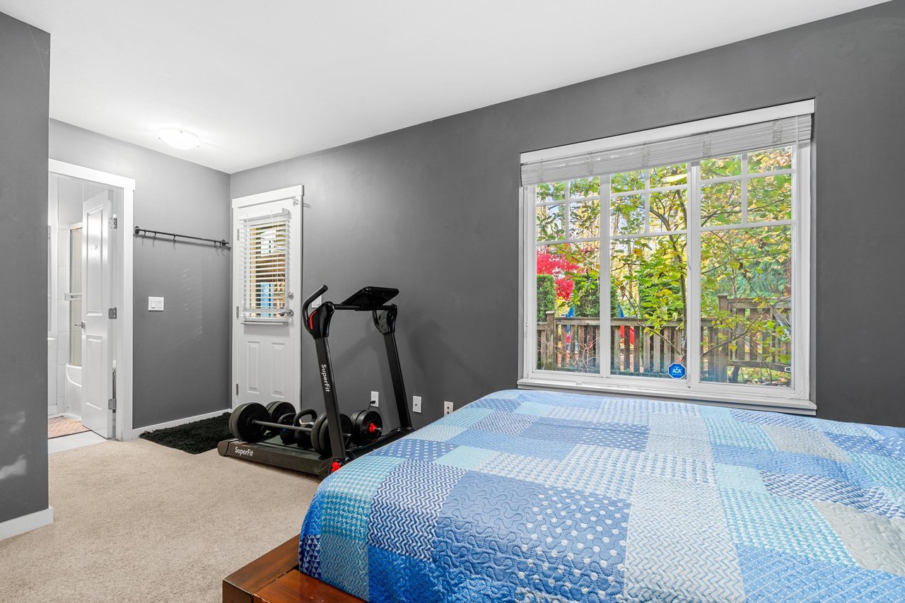 8-14462 61a Ave