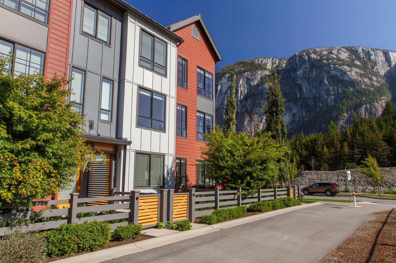 37985 Helm Way, Squamish