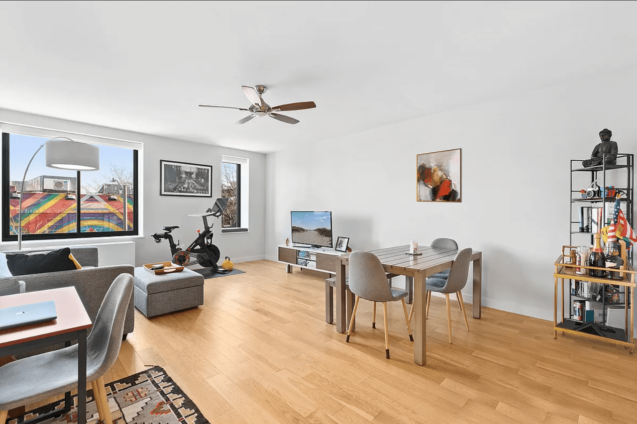 8 Vanderbilt Ave #3C