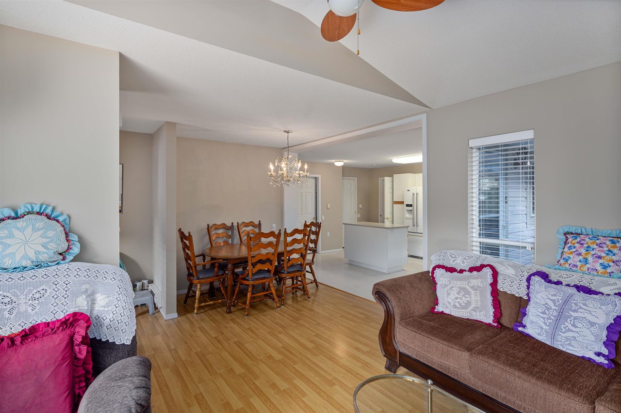 6-1201 Pemberton Ave