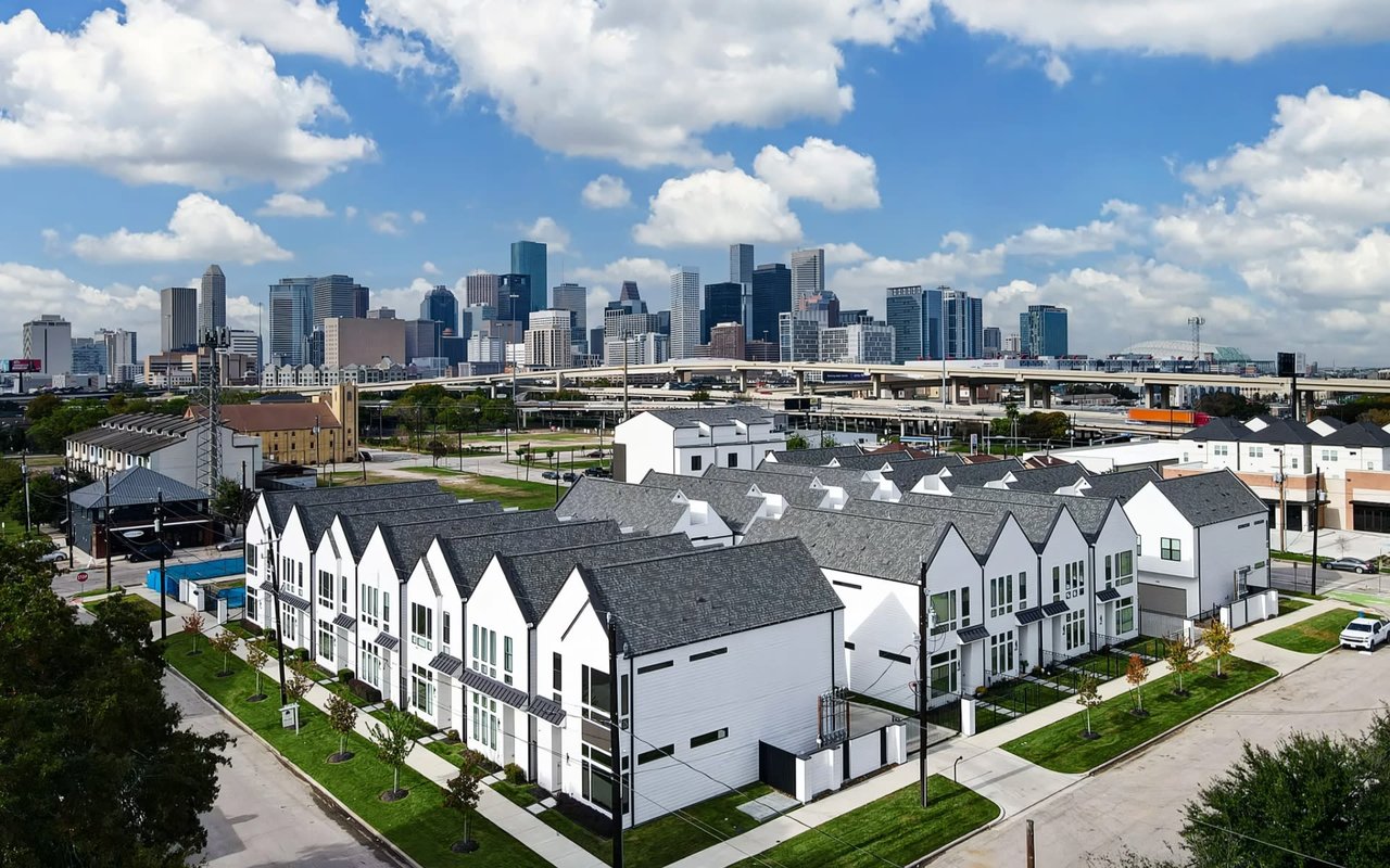 Architectural Landmarks in Inner Loop, Houston
