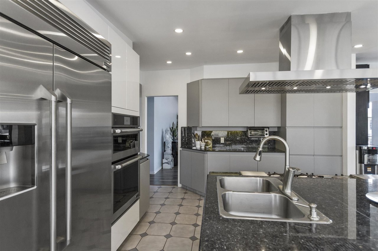 6690 Toderick Street, Vancouver